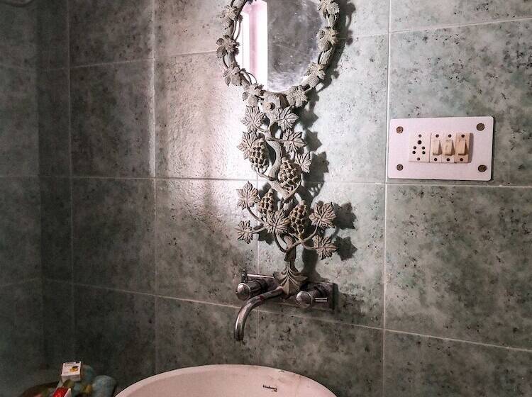 ベッドアンドブレックファースト Shirori