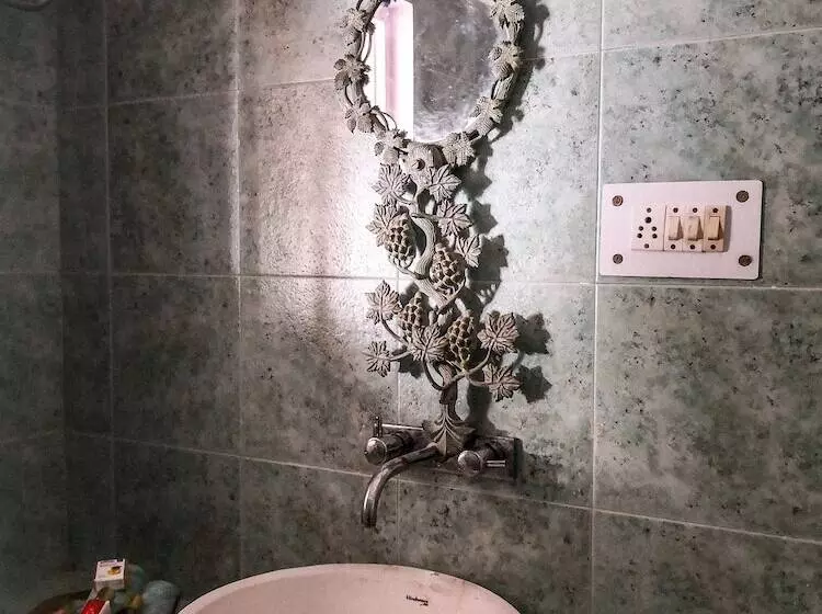 Aamiaismajoitus (B&B) Shirori