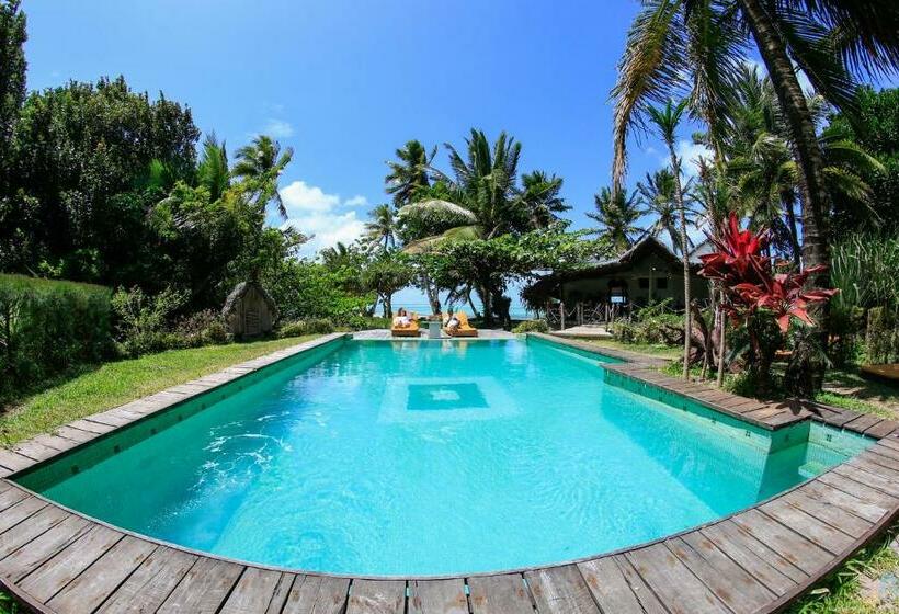 هتل Club Paradise