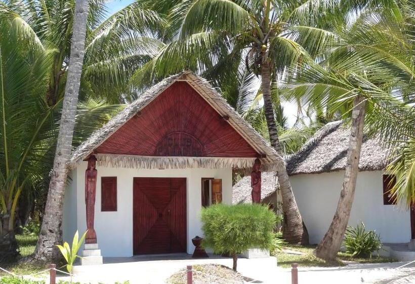 هتل Club Paradise