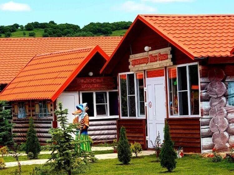 בית מלון כפרי Eco Estate Golden Key