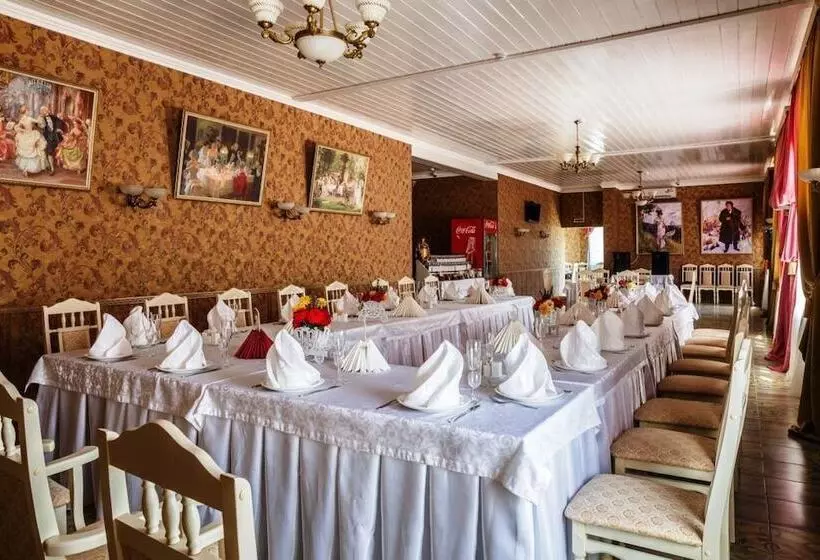 Hotelli Eco Estate Golden Key