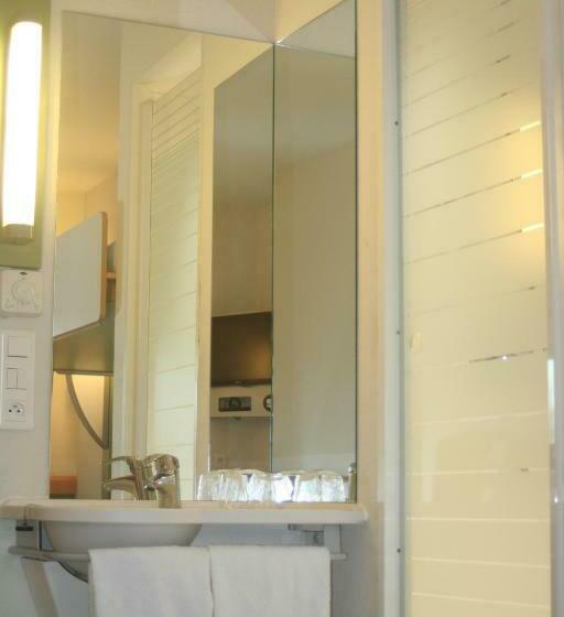 Hotel Ibis Budget Niort   La Crèche