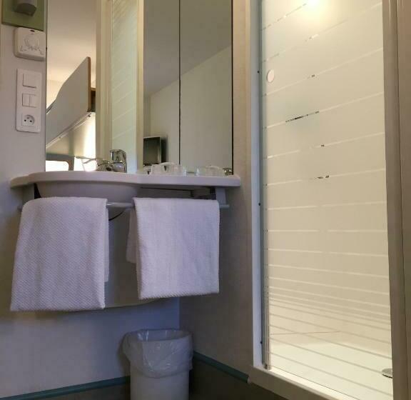 Hotel Ibis Budget Niort   La Crèche