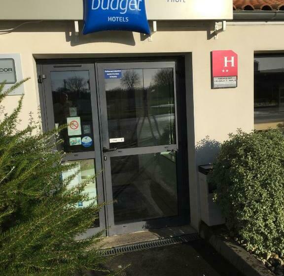 Hotel Ibis Budget Niort   La Crèche