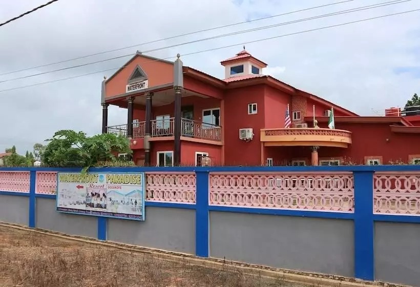 ホテル Waterfront Paradise Resort