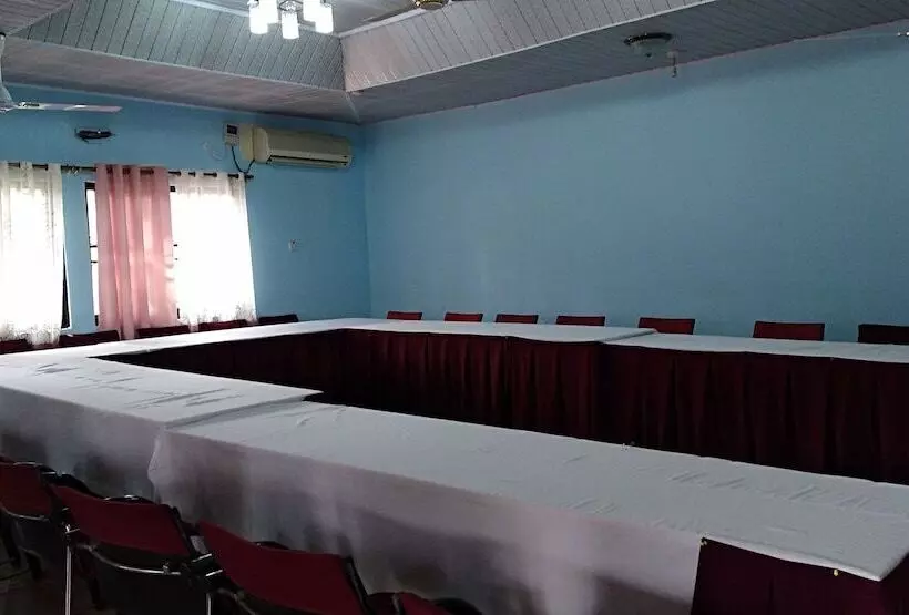 ホテル Waterfront Paradise Resort