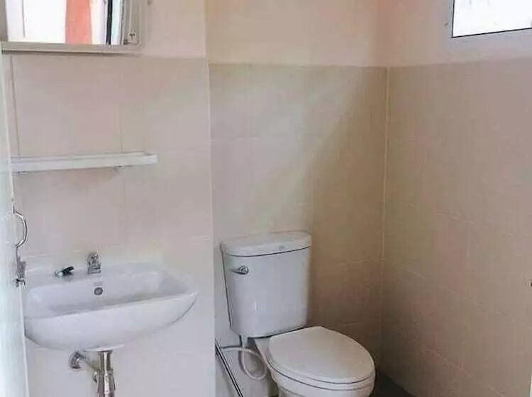 Hotelli Wattanakham Serviced Apartment