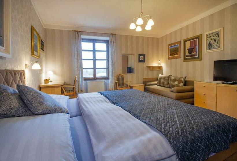 פנסיון Penzion A Restaurace U Míšků