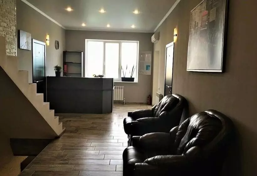 Aamiaismajoitus (B&B) Guesthouse On Rodnikovaya 9