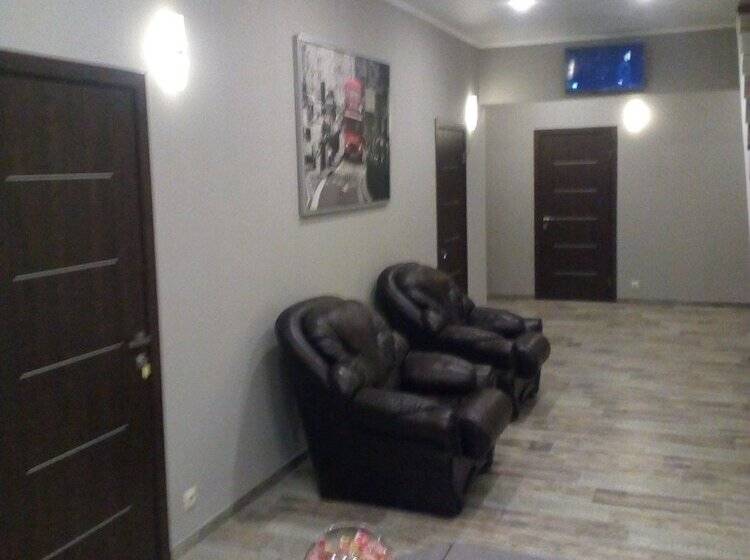 Bed and Breakfast Guesthouse On Rodnikovaya 9