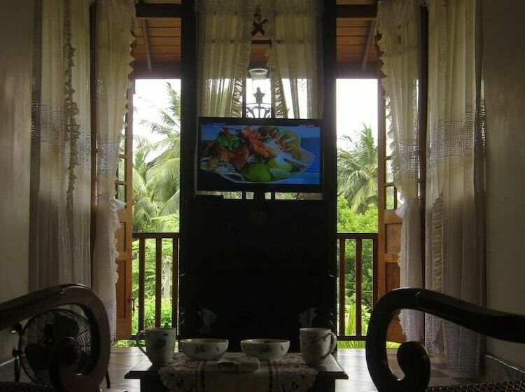 Bed and Breakfast Sri Voc Homestay