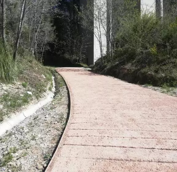 Hostelli Le Petit Chateau