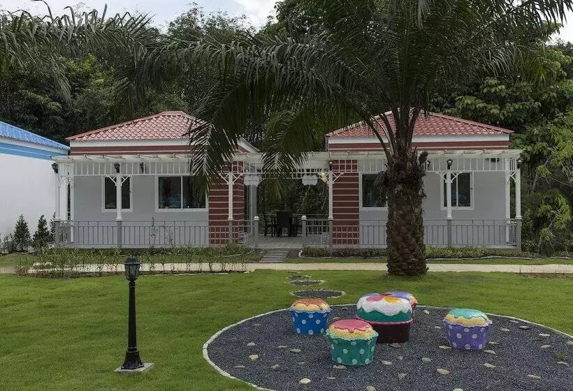 Hotelli Again At Klongnga Resort