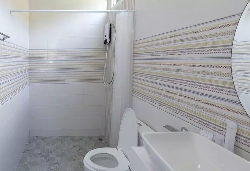 Hotelli Again At Klongnga Resort