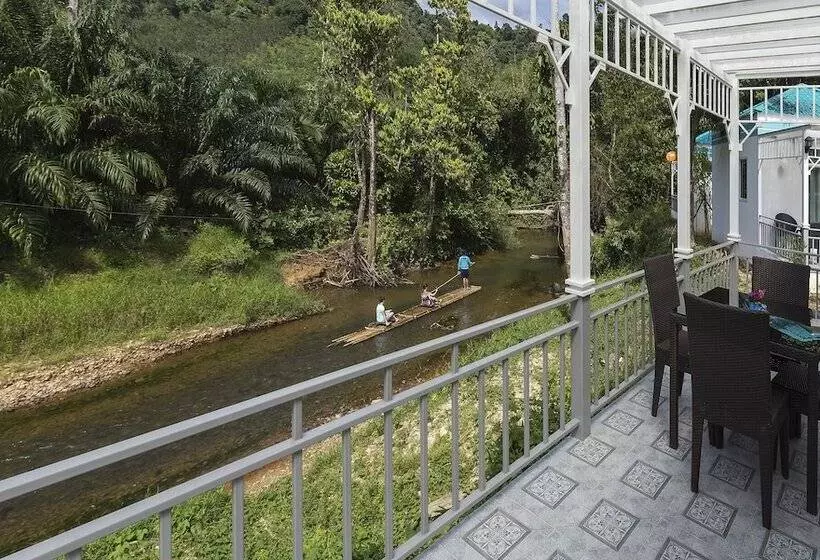 Hotelli Again At Klongnga Resort