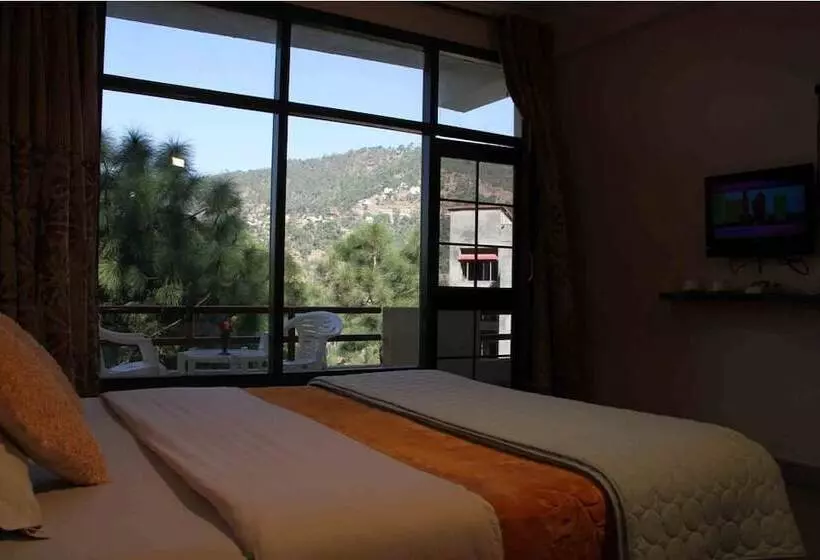 Hotelli Atul Regency