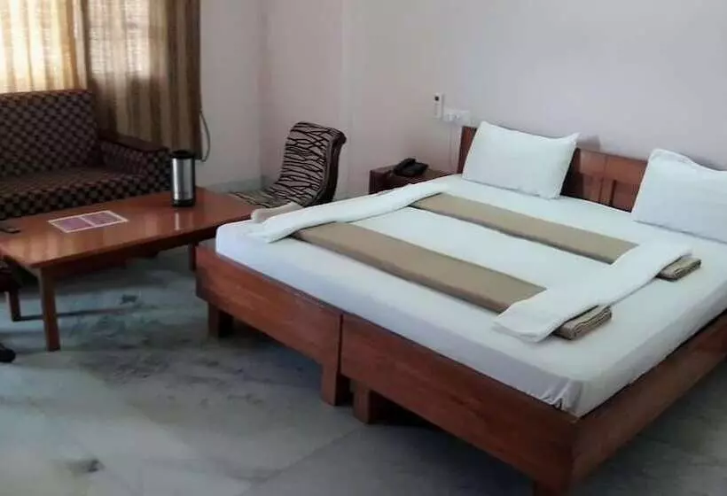 Hotelli Atul Regency