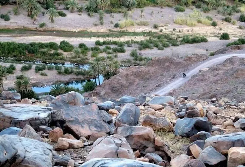 Hotelli Auberge Restaurant Tissili  Oasis De Fint