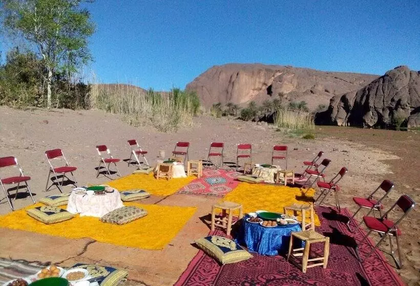 Hotelli Auberge Restaurant Tissili  Oasis De Fint