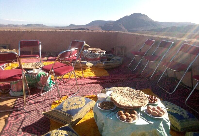 ホテル Auberge Restaurant Tissili  Oasis De Fint