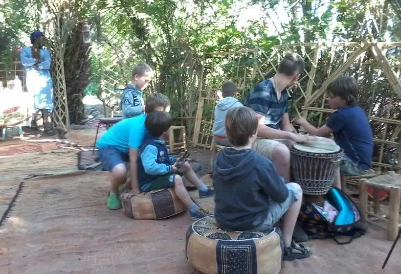 Hotelli Auberge Restaurant Tissili  Oasis De Fint