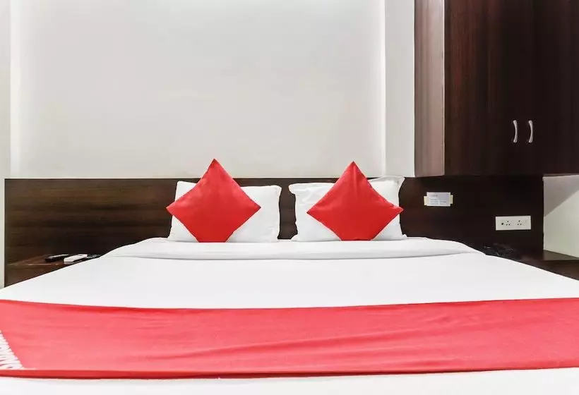 Hotelli Comfort Inn By Oyo Rooms