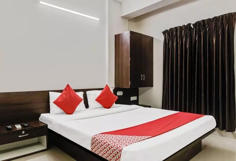 Hotelli Comfort Inn By Oyo Rooms