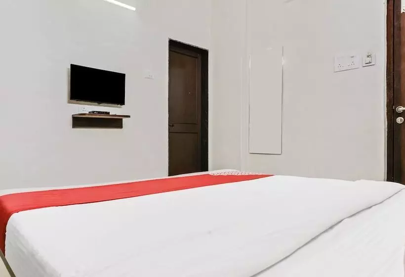 Hotelli Comfort Inn By Oyo Rooms