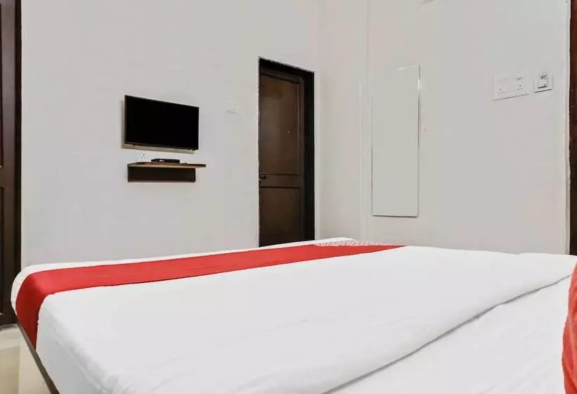 Hotelli Comfort Inn By Oyo Rooms