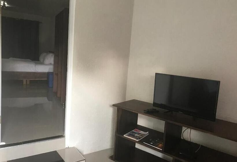 בית מלון כפרי Grand Eco Cabanas