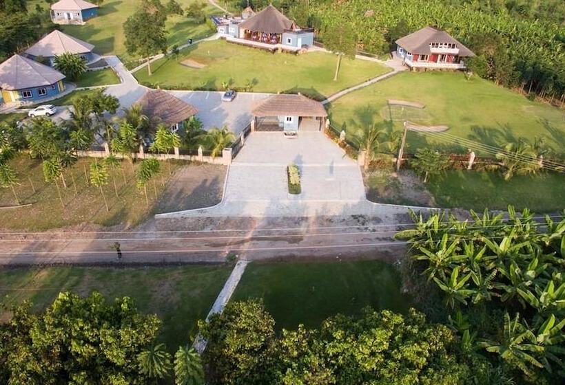 בית מלון כפרי Grand Eco Cabanas