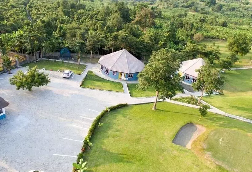 Hotelli Grand Eco Cabanas