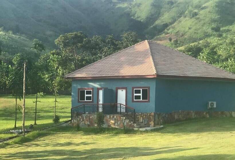 בית מלון כפרי Grand Eco Cabanas