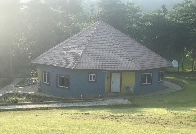 בית מלון כפרי Grand Eco Cabanas