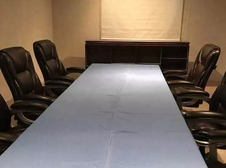 Hotelli Grand Eco Cabanas