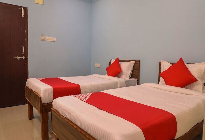 בית מלון כפרי Grd Residency By Oyo Rooms