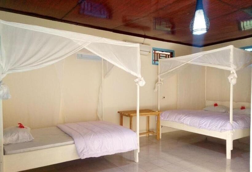 בית מלון כפרי Lakey Beach Inn