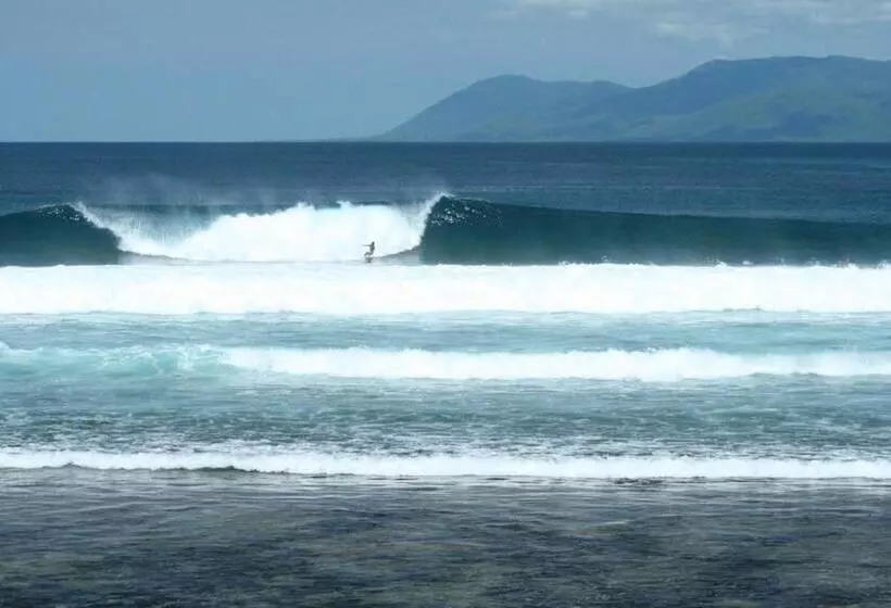 ホテル Lakey Beach Inn