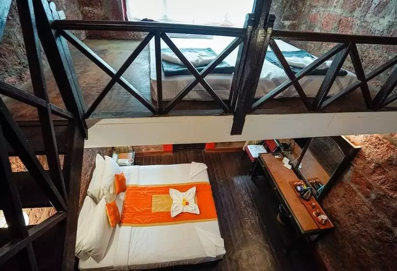 Hotelli Lotus An Eco Beach Resort Dapoli Murud