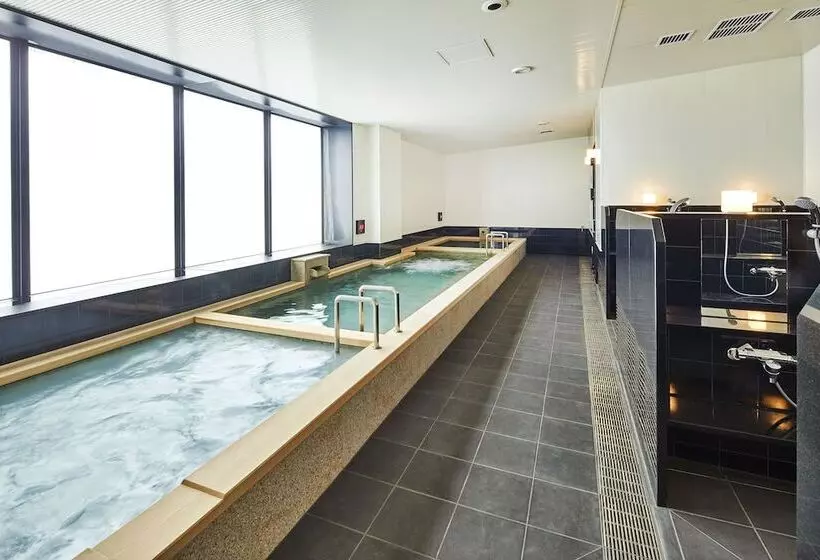 Hotelli Lumiere Grande Nagareyamaotakanomori