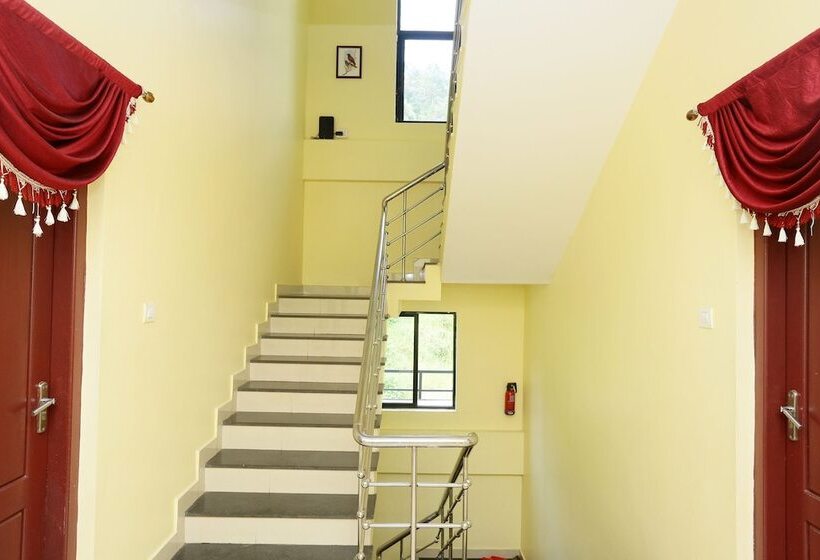 בית מלון כפרי Pranav 4 Seasons By Oyo Rooms