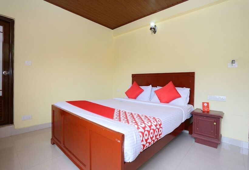 בית מלון כפרי Pranav 4 Seasons By Oyo Rooms