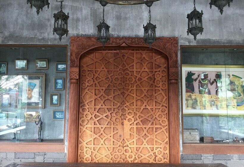 בית מלון כפרי Rumah Stroberi Organic Farm And Lodge