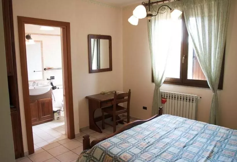 田舎風ホテル Azienda Agrituristica Salella
