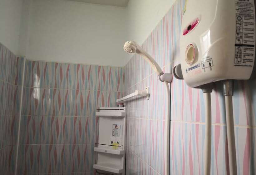 Hotelli Thanawan Resort