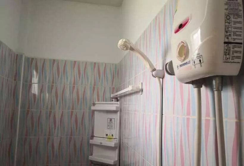 Hotelli Thanawan Resort