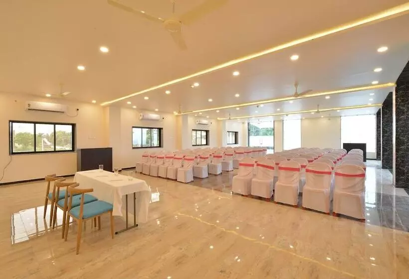 Hotelli The Fern Residency Parbhani