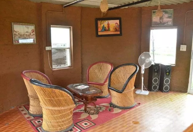 ホテル The Tiger Hill Sariska Resort