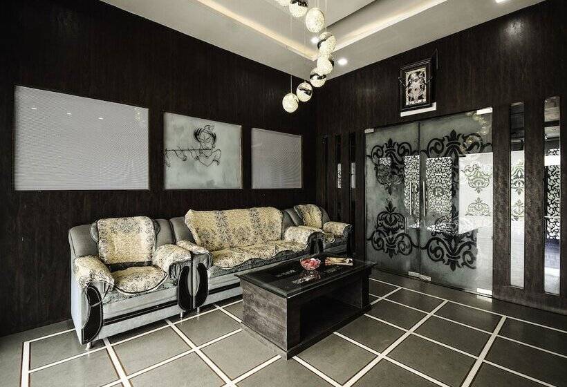 Hotel White Tulip By Oyo Rooms